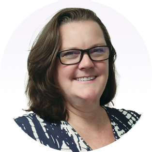 Christina-Deeney-New-Photo-2023-optimized